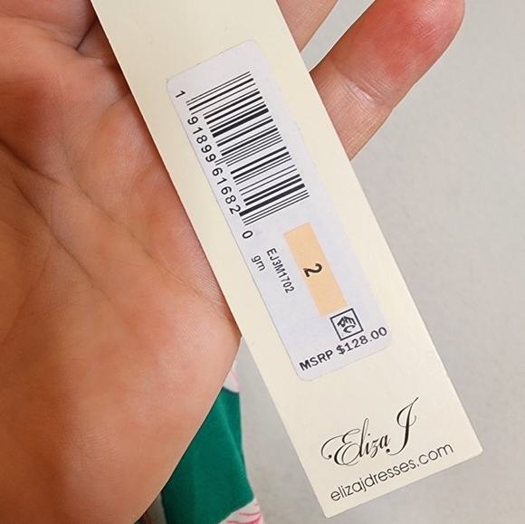 NWT Eliza J. Green/Pink floral stretch faux wrap dress.  Women's size 2. - Picture 4 of 16